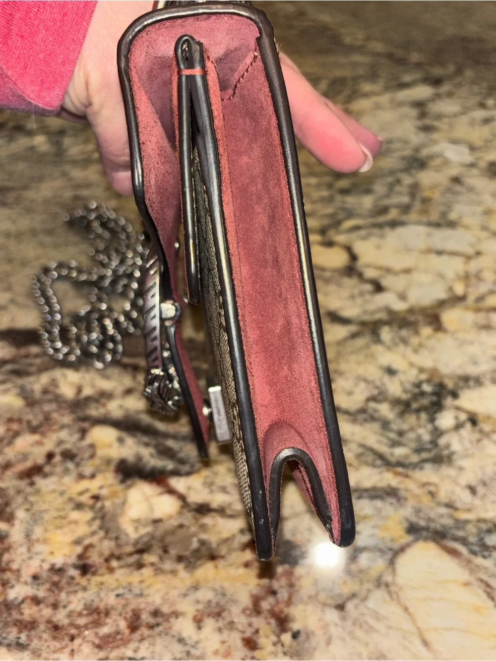 Gucci Floral GG Supreme Blooms Small Dionysus - Picture 8 of 11